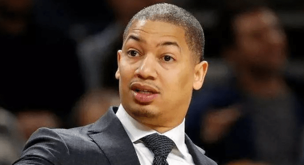 里弗斯 83.3％胜率！NBA历史第一翻盘王！网友：泰伦卢的反义词就是里弗斯