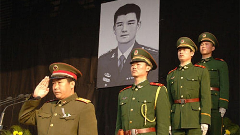 感动一座城的孟祥斌牺牲时年仅28岁14年过去了妻女过得怎样