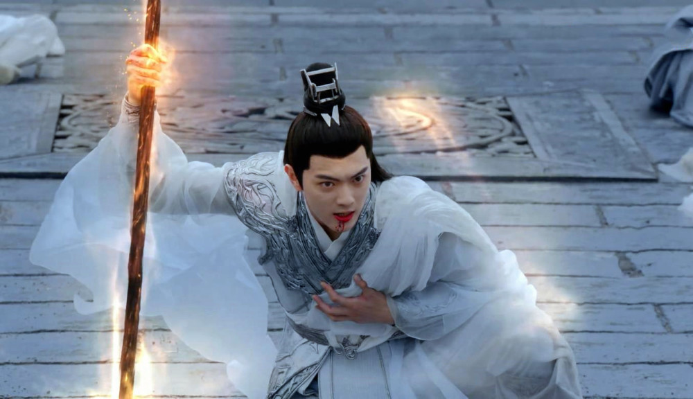《千古玦尘》白玦成混沌神,却被上古刺伤,驱逐?上古终负了白玦