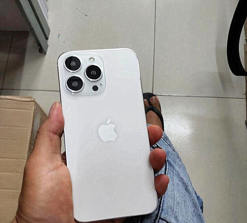 iphone13真机谍照遭曝光:起步价走低,发布时间提前