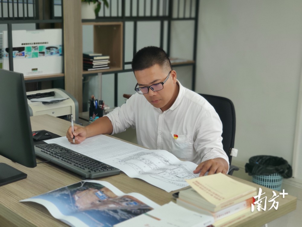 肇庆市优秀共产党员｜梁泽江：深入重点项目一线强党性、“练硬功”_腾讯新闻
