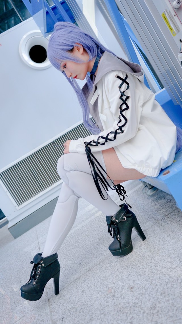 cos赏析溶解莉莉丝