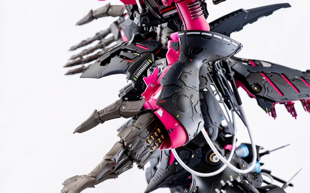 模玩控换色重涂丰富细节机动战士高达卡碧尼