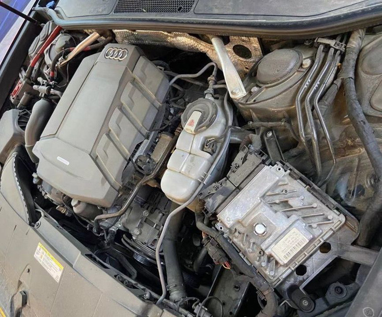 极致均衡的奥迪a6l45t刷ecu改善动力迟滞换挡顿挫更完美_腾讯新闻
