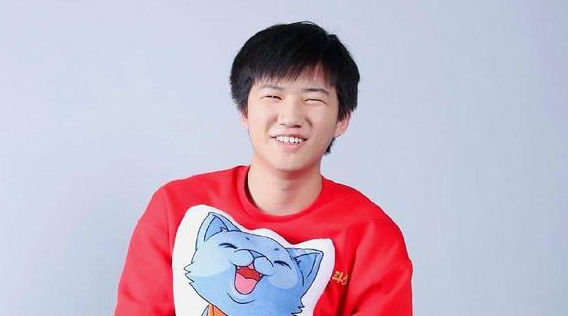 大家对于qghappy杰杰在比赛当中的消极行为有何看法呢?