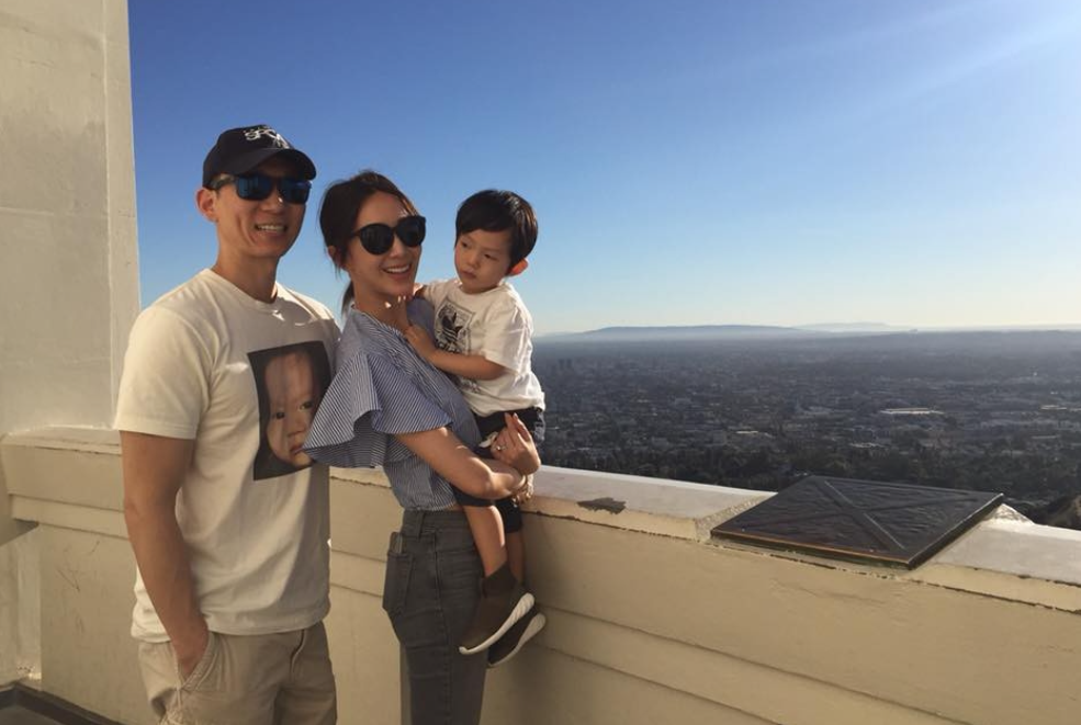 在北京养3个儿是啥体验?佛系父母的背后,是爷爷奶奶的"江山"