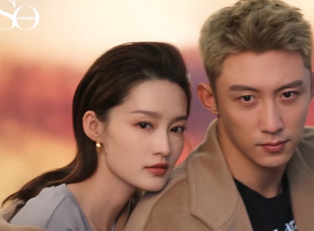 黄景瑜李沁合体拍大片2人cp感比电视剧强太多女主大背头好酷