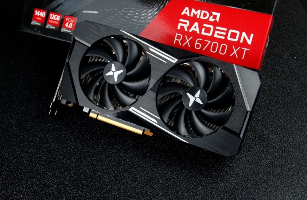 1440p实战利器rx6700xt战将开箱