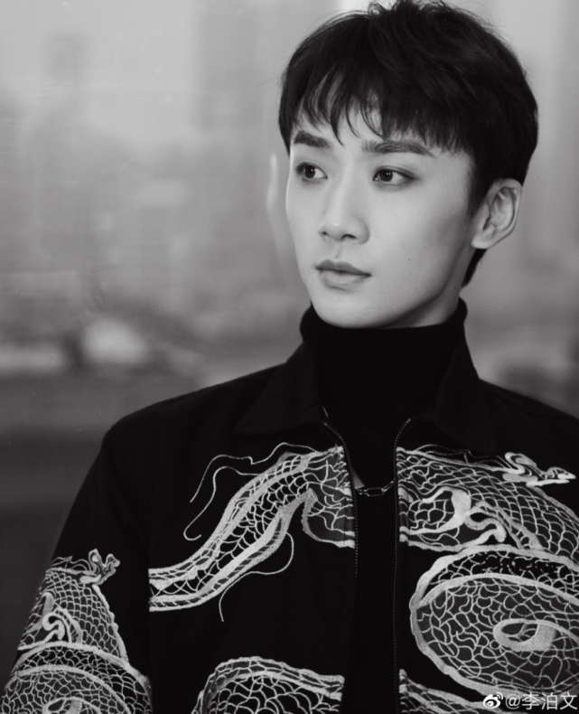 从模特转行拍戏的演员不少,但成功的不多,从外形上说,李泊文在娱乐圈