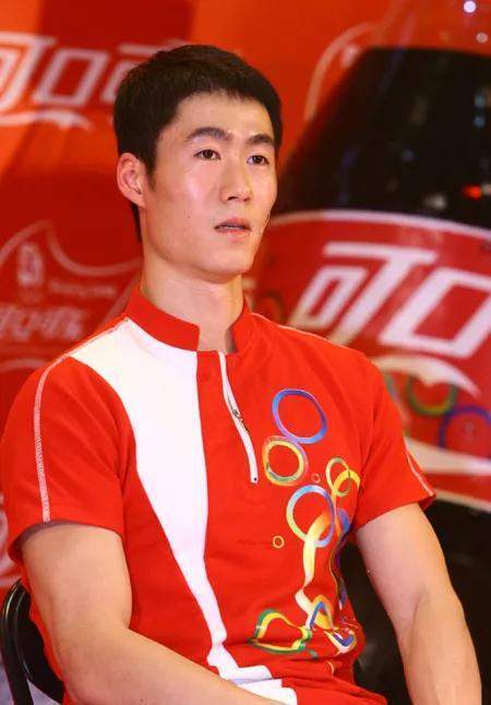 王励勤的故事国乒纪律标兵与赵薇谈过恋爱终娶小十岁娇妻