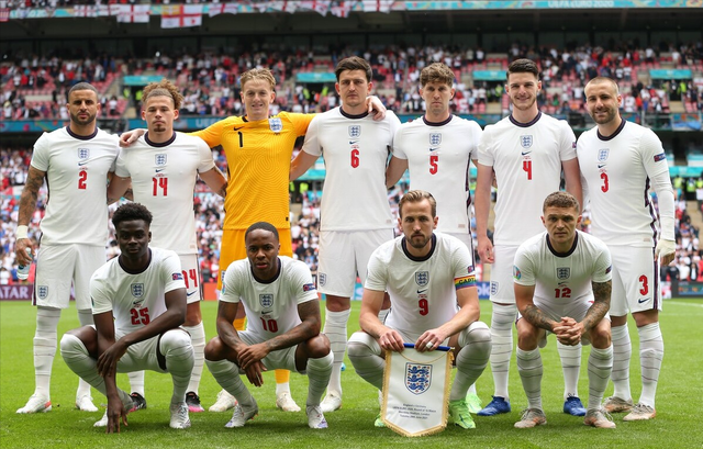 英格兰连续4场零封是本届欧洲杯唯一没丢球的球队但场均进1球