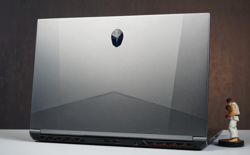 性能强劲兼顾学习工作与游戏!雷神911m野王笔记本满足你_腾讯新闻