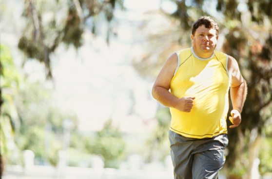 单靠跑步能减肥吗从消耗一斤脂肪需要跑多久来看