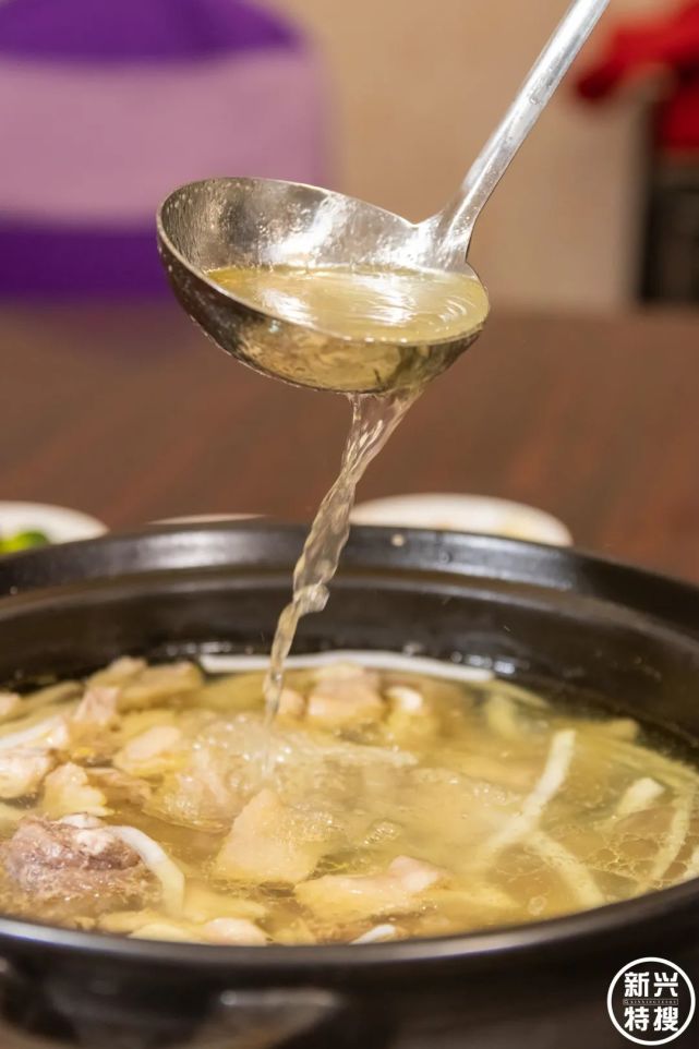 周年福利:猪肚鸡,椰子鸡吃一煲送一煲!新兴人的朋友圈即将被这间店霸