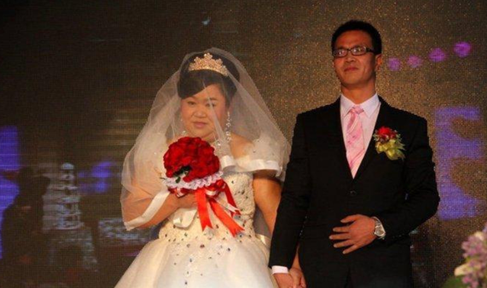 如今结婚成家,彼此赚的都不是很多,但是吃饱穿暖是没有问题的,唐功红