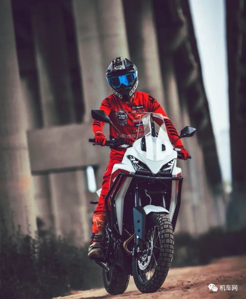 摩托莫里尼xcape初体验