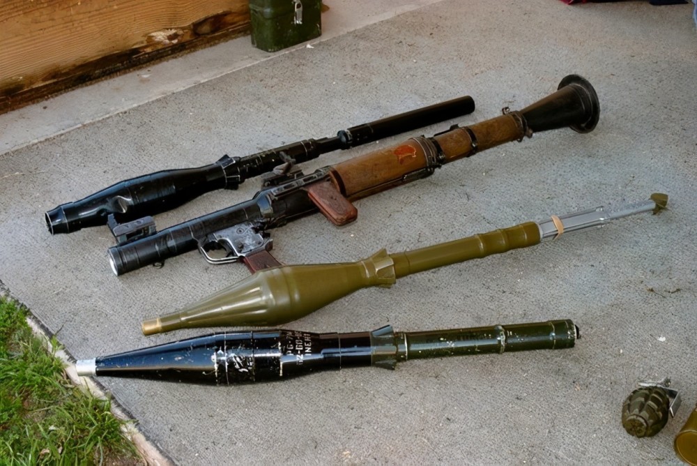 rpg-7型火箭筒是一種單兵攜帶,可重複使用的輕型反坦克武器.