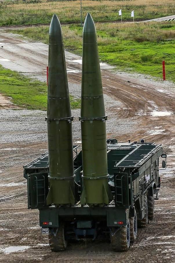 1980年装备部队的"奥卡河"(北约代号ss-23"蜘蛛")导弹