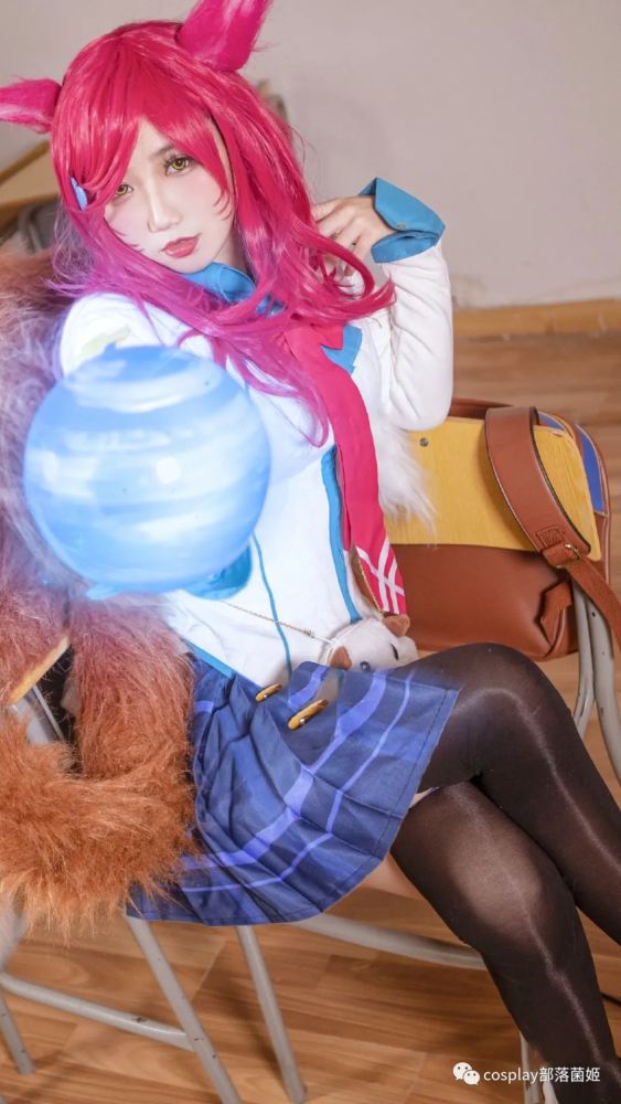 cos:英雄联盟阿狸cos正片@迷之疏声