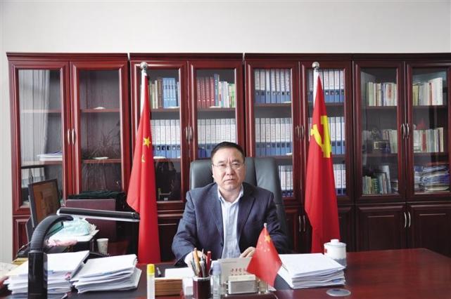 李雄注重创新深化体教融合