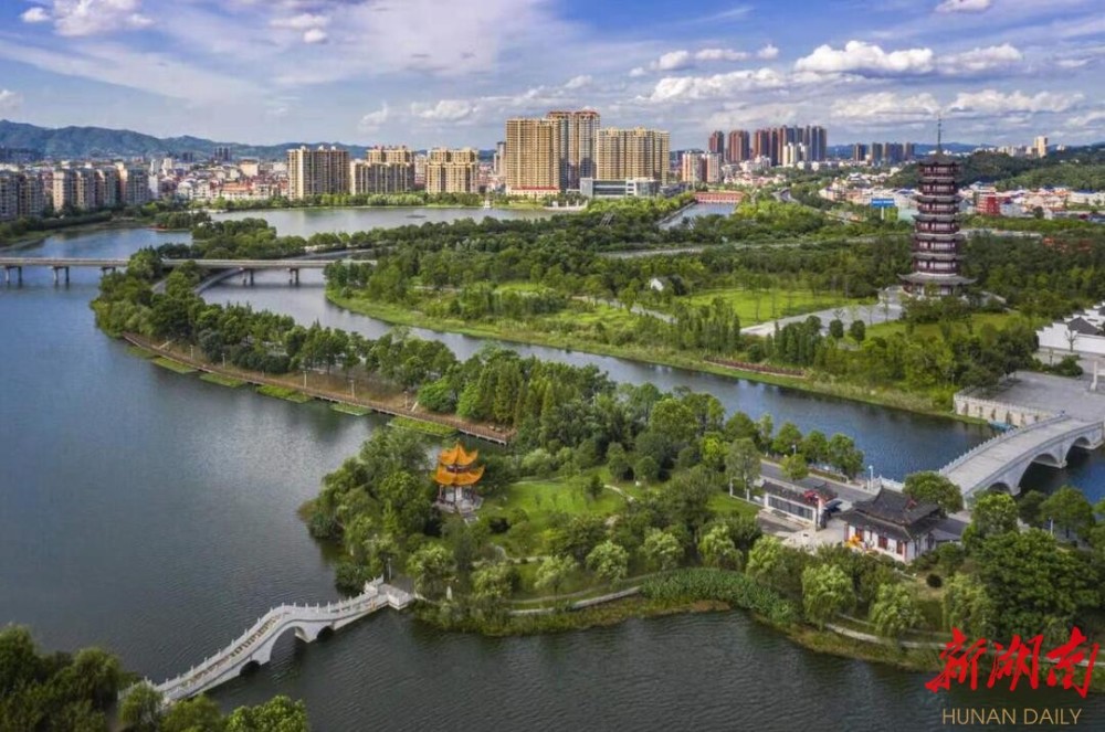 行稳致远立潮头临湘市高质量发展走笔