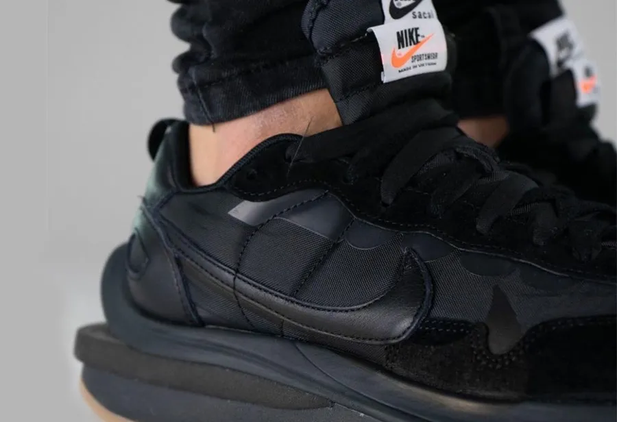 sacaixnike全新黑白两色今夏发售玩一手反季节穿搭