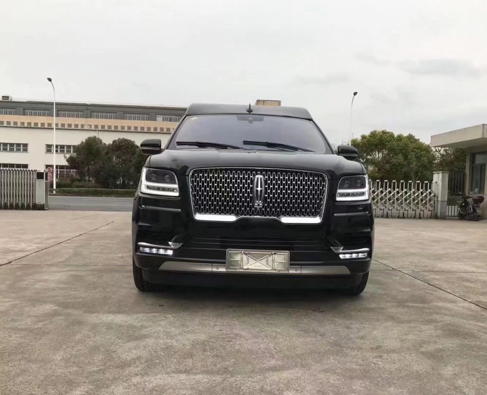 暴跌一百个w的总统座驾-林肯领袖一号车长5.98米现车_汽车江湖