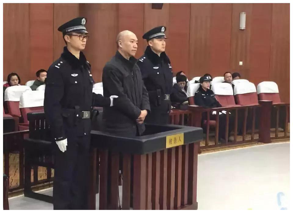 陕西灭门惨案回顾:因生意失败致心理失衡,凶手连杀五人!