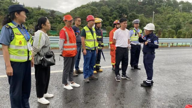 教育整頓·治庸·鐵軍|元磨大隊參加高速公路交通事故,自然災害暨安全