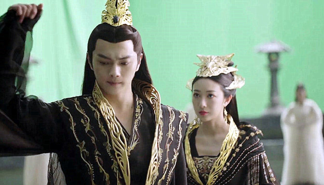 清穆是白玦的分身,而白玦的记忆觉醒之后清穆也变成了白玦,为什么后期