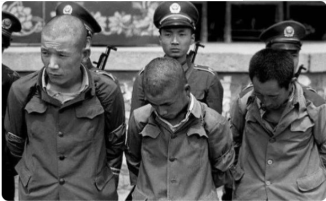 记1985年红旗沟惨案:7个小混混杀害27人,凶手全部