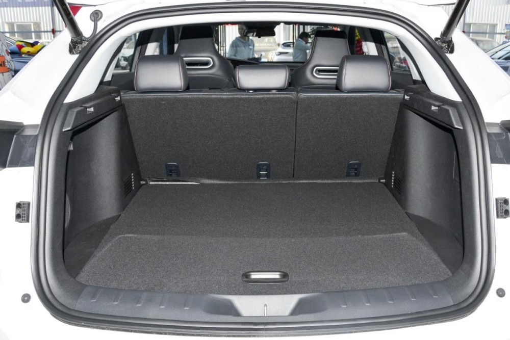 号称合资搅局者上市却叫好不叫座长安unik到底输在了哪