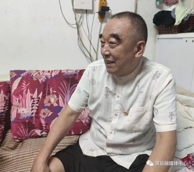 李文夫妇居住在淇水社区淇水嘉园小区,作为社区一员