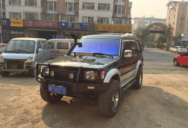 长丰猎豹黑金刚可玩性更高,且全球拥有更多拥趸——仅国内改装圈就有