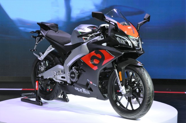 标配abs手机投屏阿普利亚gpr250上市售价268万