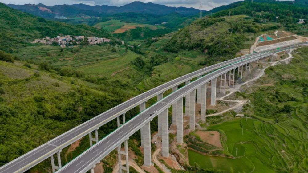航拍文麻高速试通车回顾文麻高速路建设历程