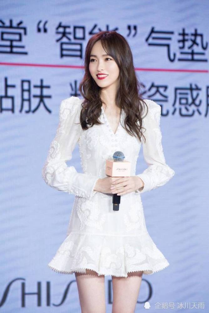 唐嫣:时尚小姐姐气质美图第2107029期