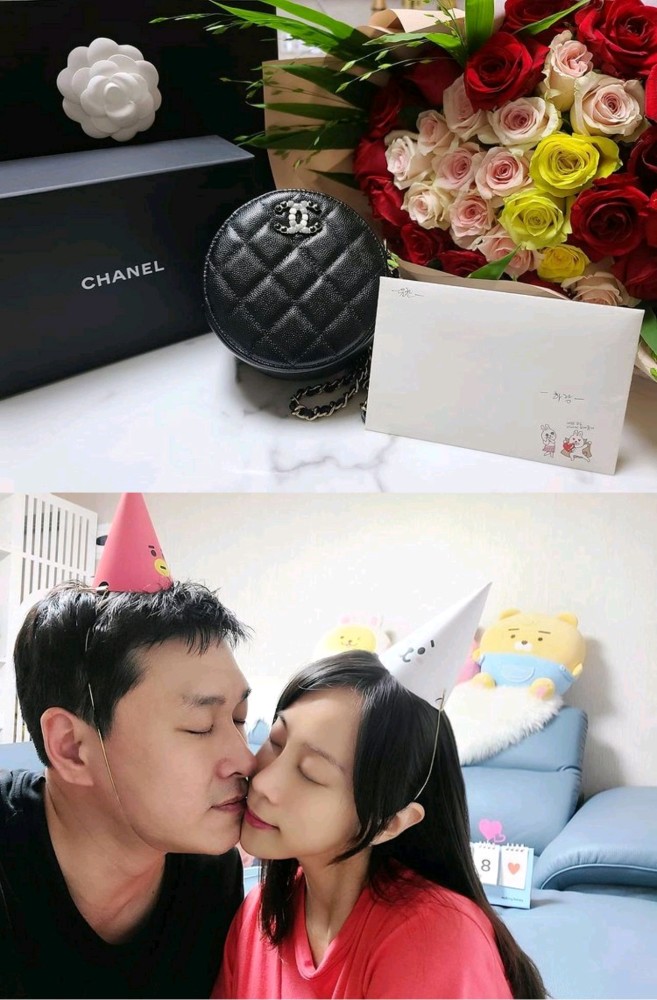 成员金艺媛和刘宪华henry一起,在《我们结婚了》里也做过假想夫妇.