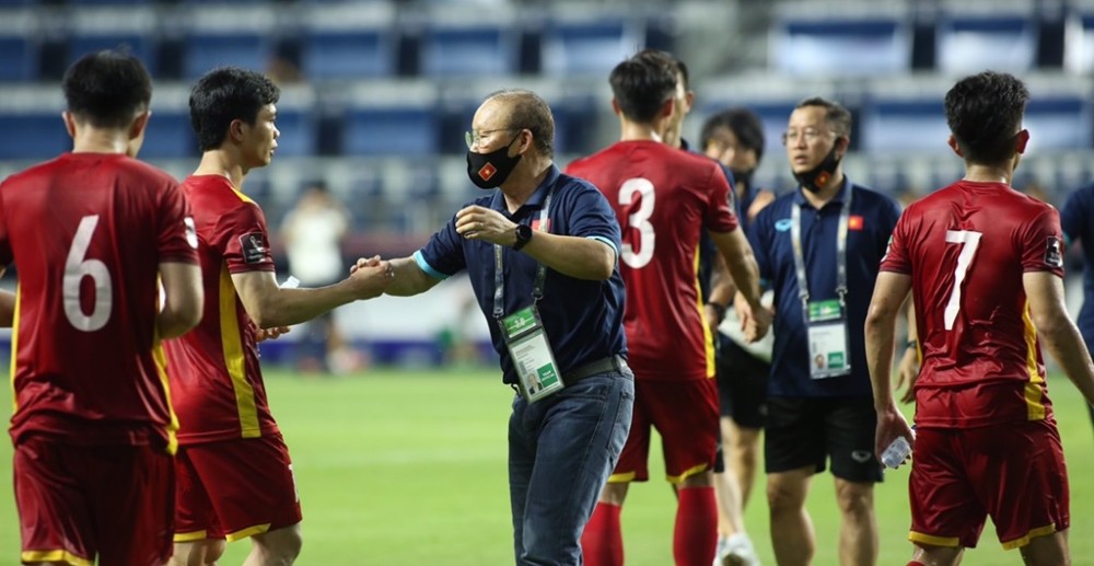 轻视中国男足 越南主帅 所有对手都比我们强 要保持谦虚的心态 全网搜