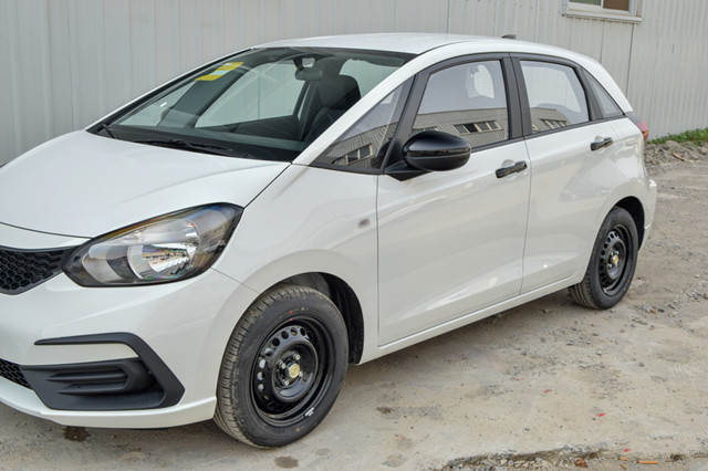 早年间,国内用户的消费能力比较弱,像是铃木奥拓,雨燕,奇瑞qq,本田