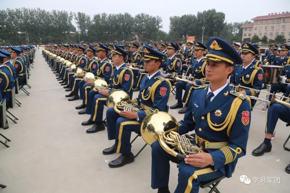 独家记者探访联合军乐团带你领略军乐之美