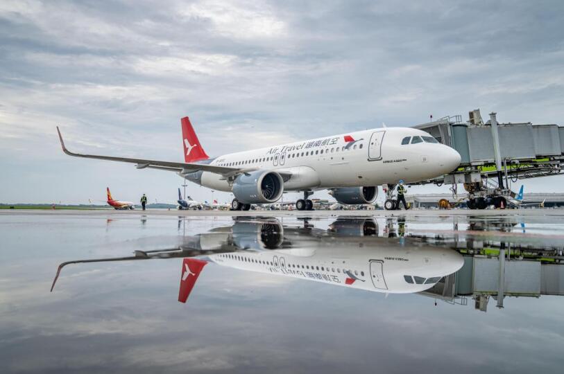 湖南航空完成首次自主调机第十五架飞机成功入列