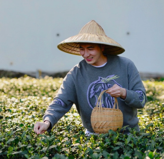 林生斌现任妻子被扒，疑是旗下模特年轻漂亮，官宣得女或是二胎
