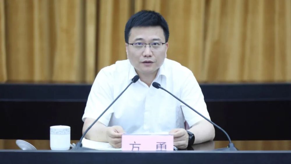 奋力打造推进农业农村现代化的陆家样板