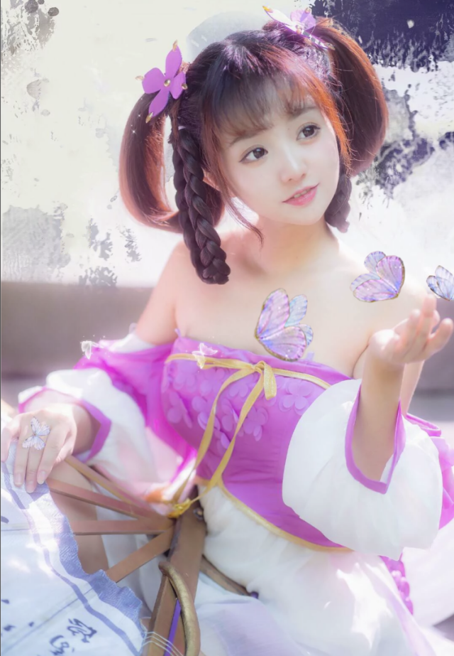 王者16岁少女cos小乔乖巧的小可爱这肉装感觉打不过