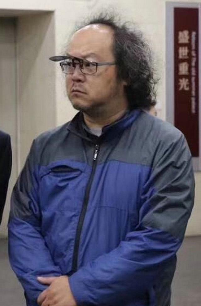 当年王菲和那英逛完街准备回去给窦唯一个惊喜没想到最后成了惊吓