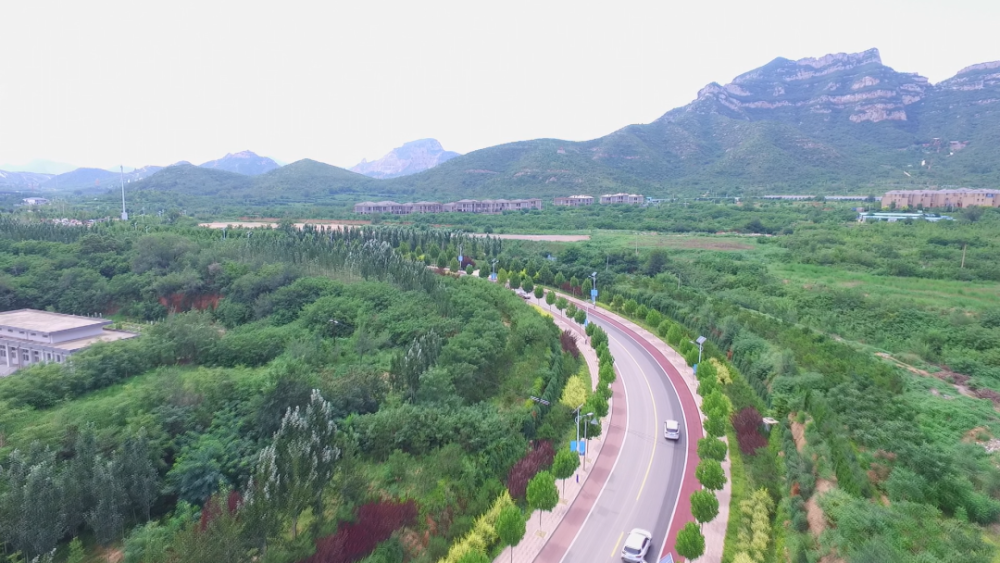鹿泉的环抱路有颜值更有内涵