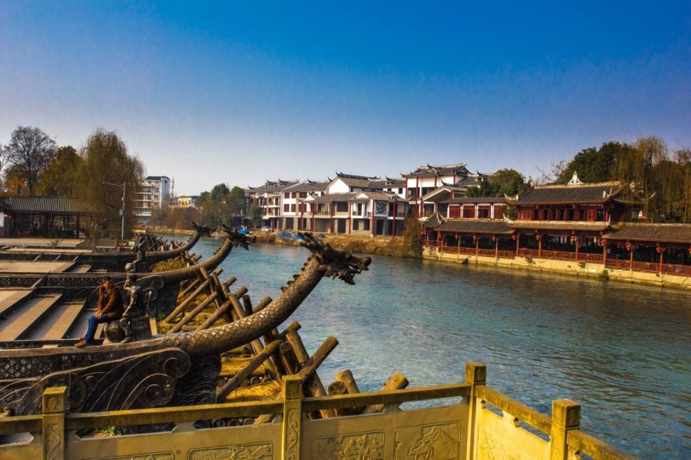 夏季玩水去哪里?不如来成都这个"水乡古镇",让你流连忘返