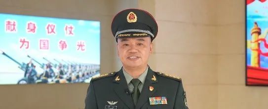 给战友们的表现打130分解放军仪仗大队大队长韩捷如果满分是100分打出