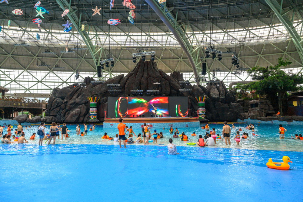 夏日玩水好去处绍兴东方山水乐园之水之王国游乐项目多且好玩